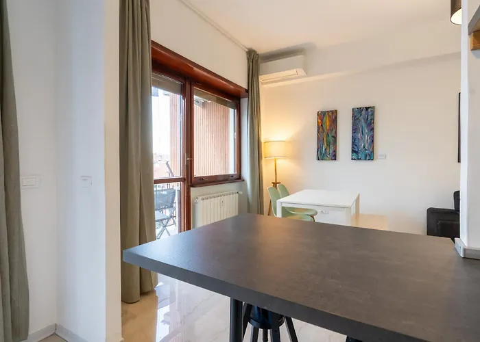 Hill - T5 - 10 4* Roma