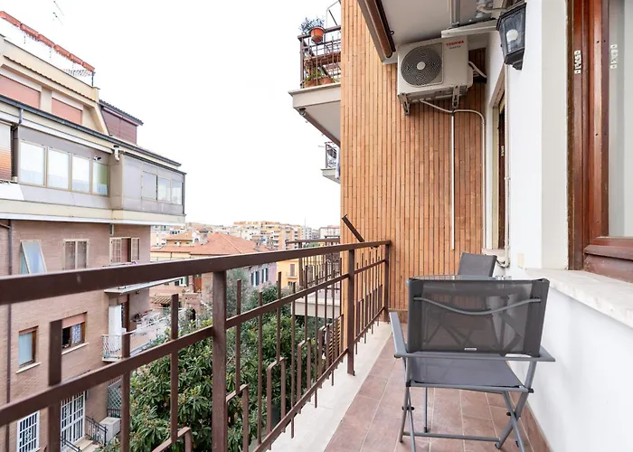 Hill - T5 - 10 Roma